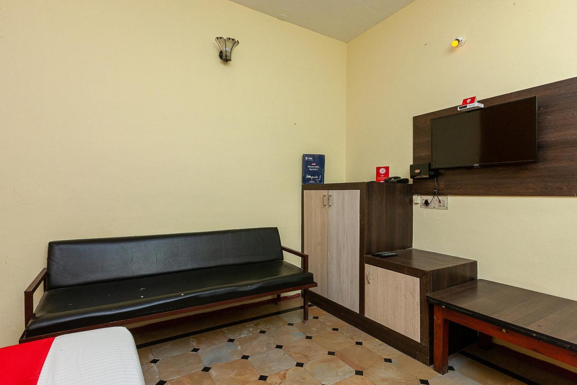 Collection O Ammayi Hotels & Resorts Tiruvannāmalai Eksteriør bilde