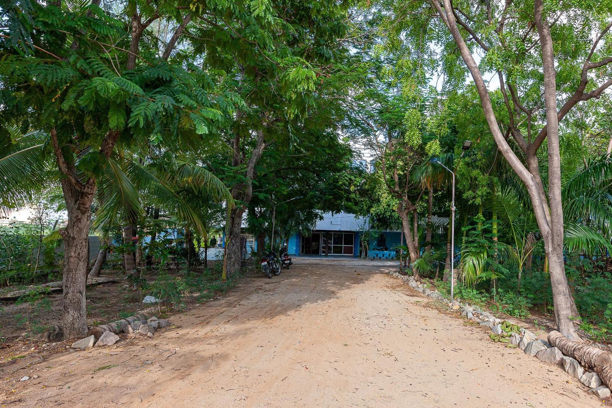 Collection O Ammayi Hotels & Resorts Tiruvannāmalai Eksteriør bilde
