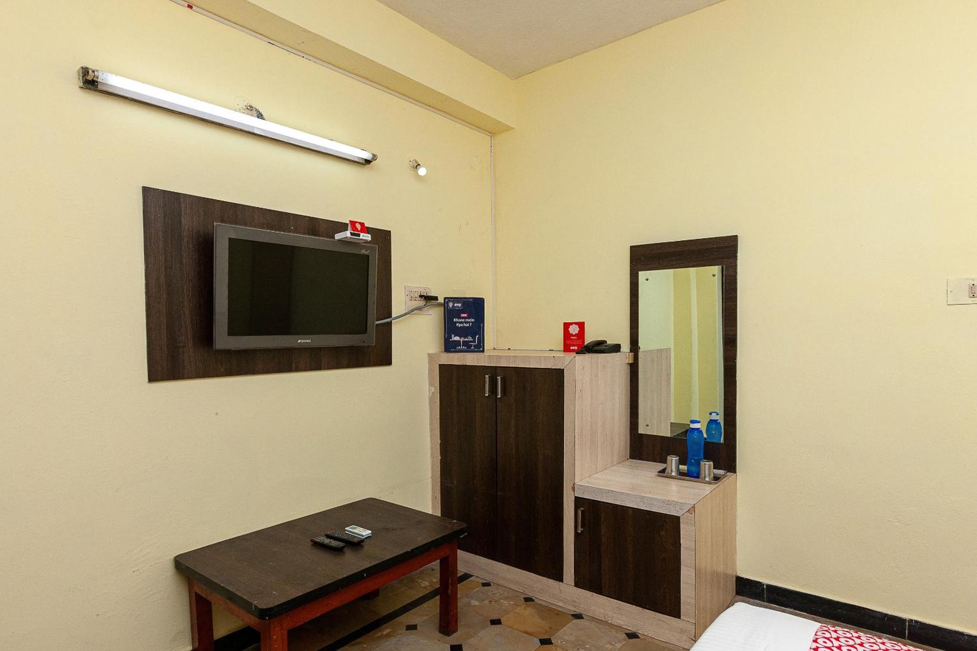 Collection O Ammayi Hotels & Resorts Tiruvannāmalai Eksteriør bilde