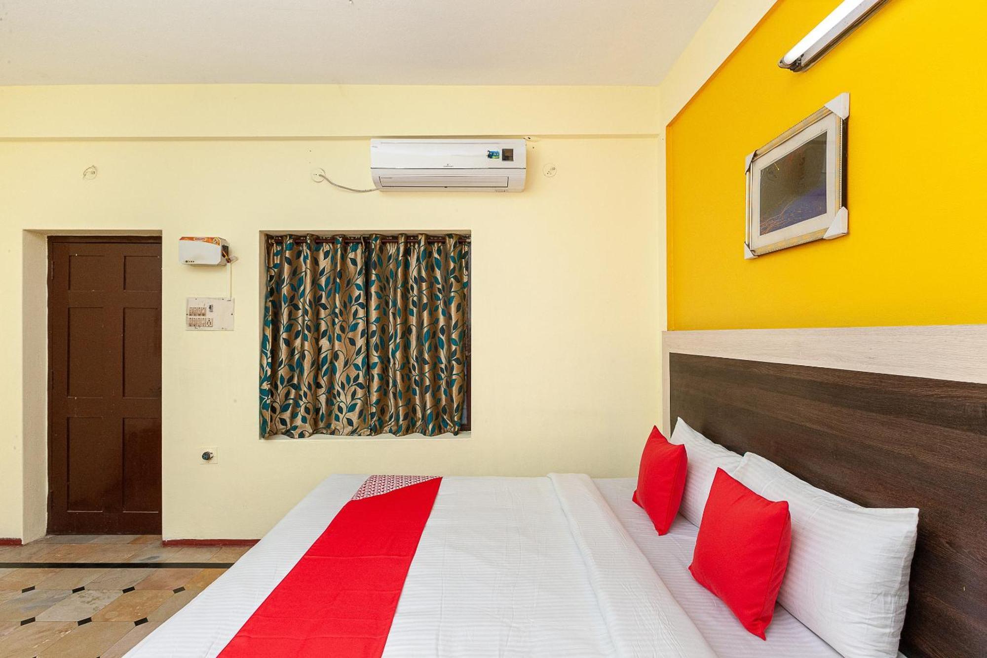 Collection O Ammayi Hotels & Resorts Tiruvannāmalai Eksteriør bilde