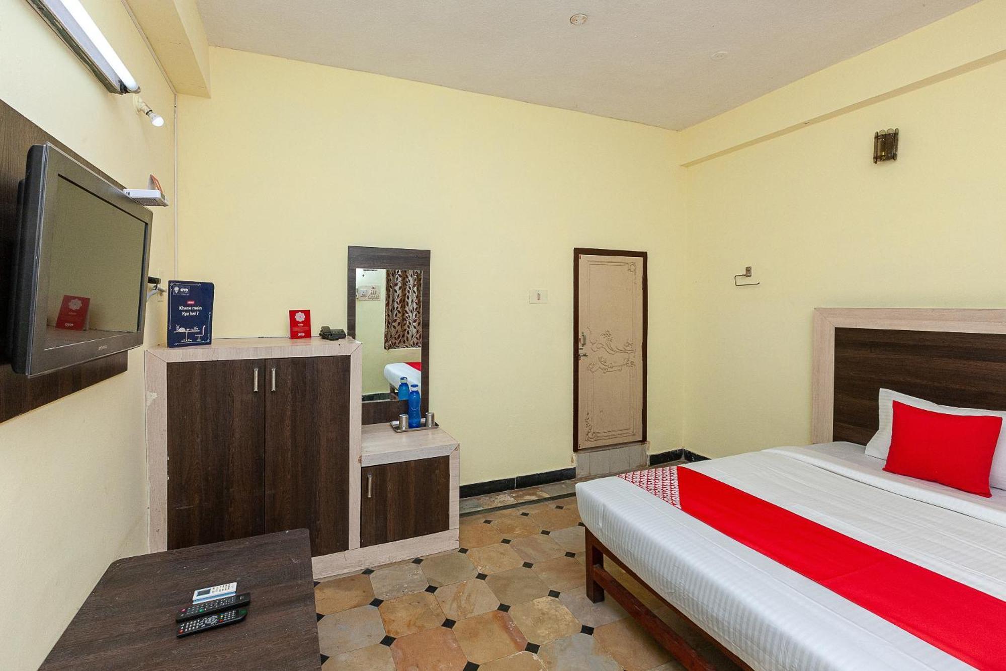 Collection O Ammayi Hotels & Resorts Tiruvannāmalai Eksteriør bilde